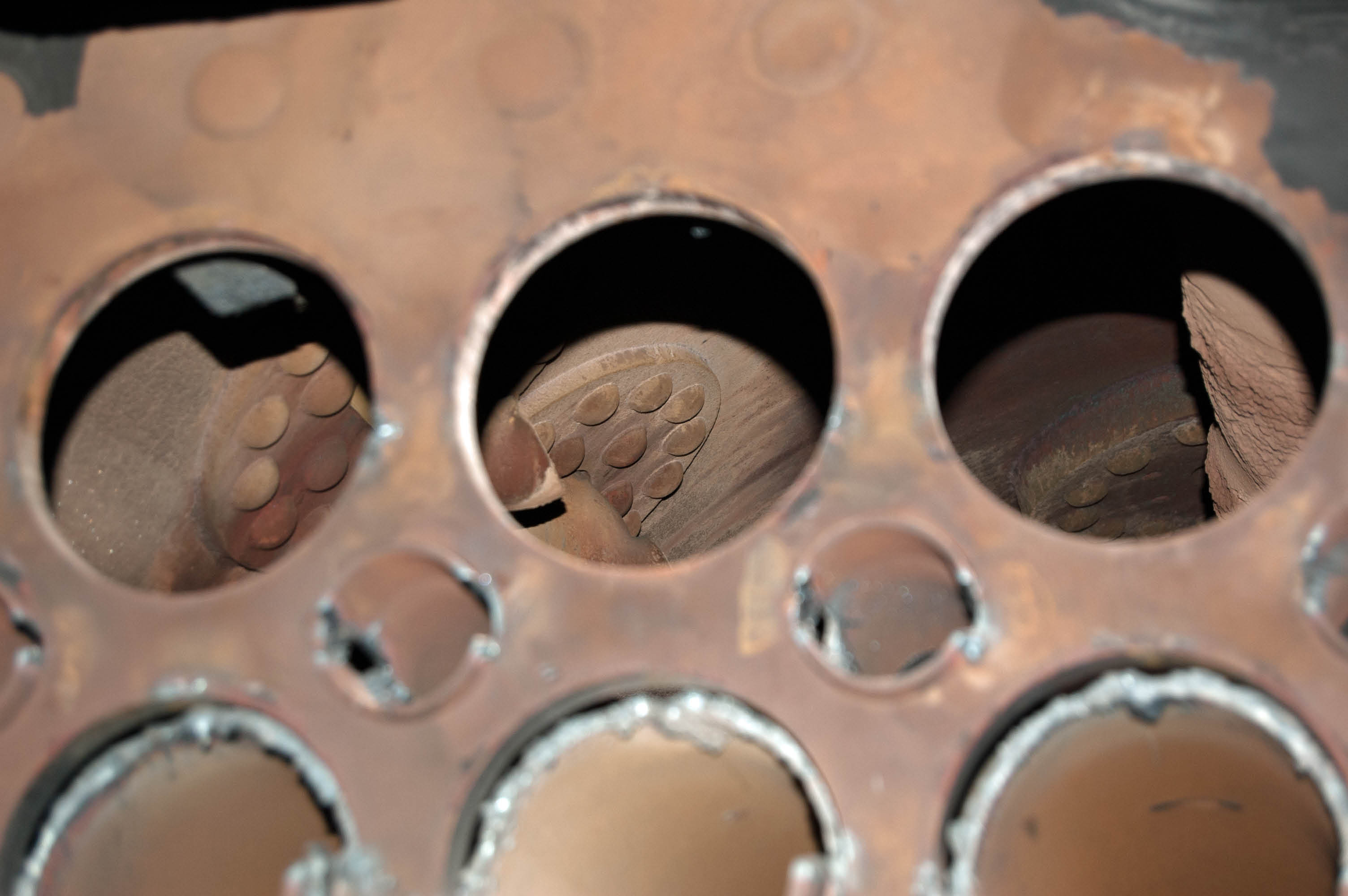 Looking through the front tubeplate, you can see the delivery pipes (left), and the main steam pipe (right).