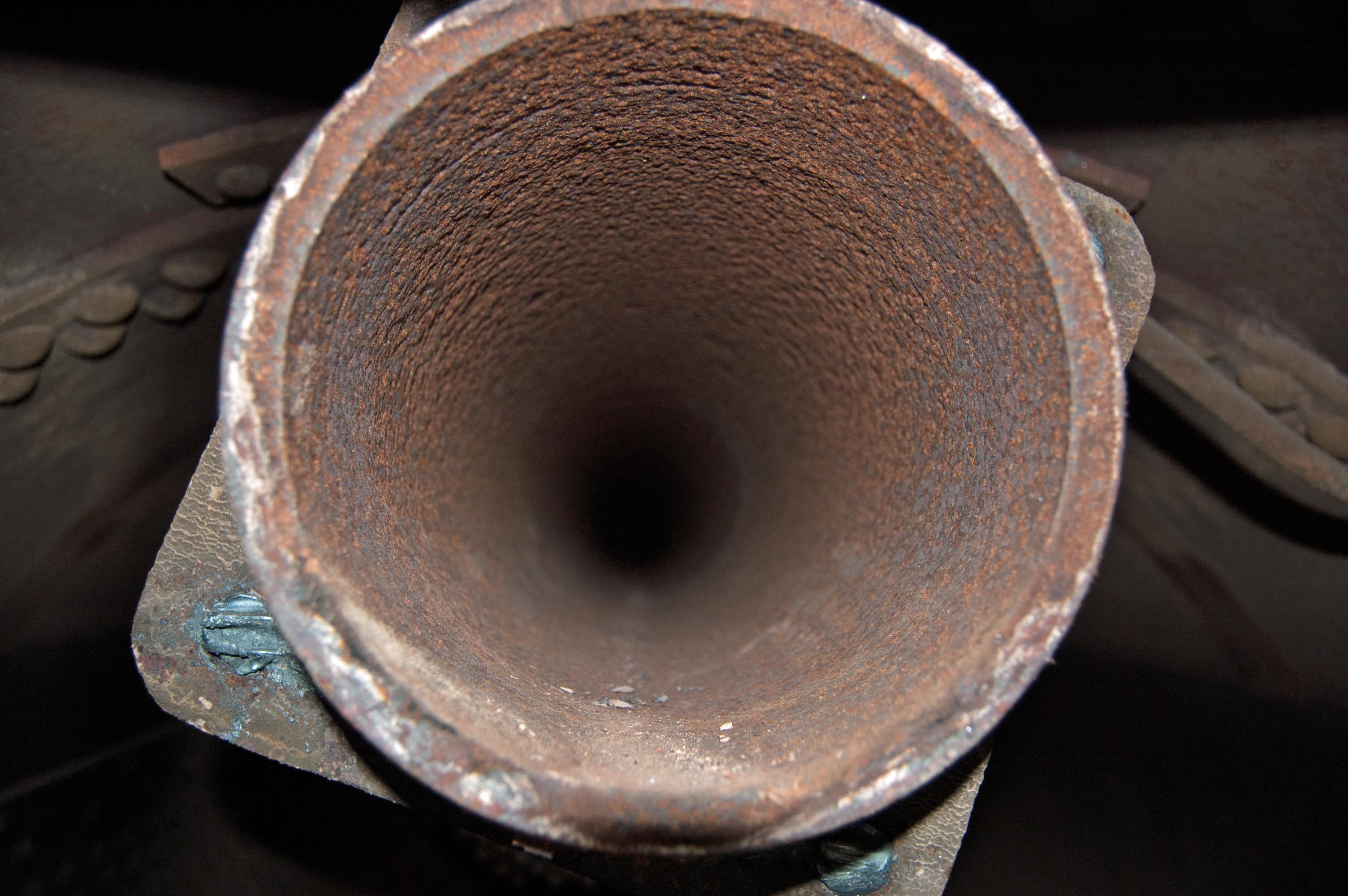 The inside of the main steam pipe, taken from the position of the regulator